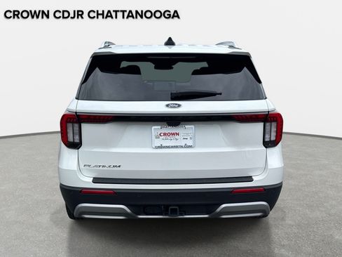 Used 2025 Ford Explorer Platinum RWD image 6