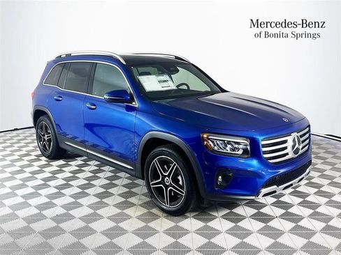 Used 2026 Mercedes-Benz GLB 250 image 1