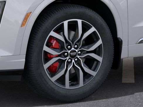 New 2025 Cadillac XT6 Sport w/ Technology Package image 9