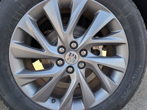 New 2026 Buick Enclave Preferred FWD image 6