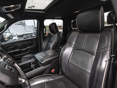 Used 2022 RAM 3500 Limited AWD/4WD image 27