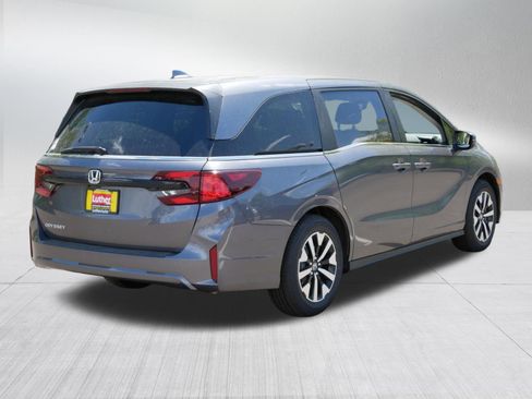 Certified 2026 Honda Odyssey EX-L image 8