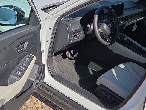 New 2026 Honda Accord SE image 10