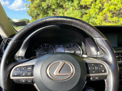 Used 2018 Lexus GS 350 AWD w/ Premium Package image 39
