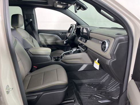 New 2026 Chevrolet Colorado ZR2 w/ Technology Package image 8