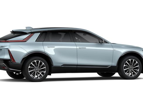 New 2026 Cadillac Lyriq Sport w/ LPO, Floor Liner Package AWD/4WD image 40