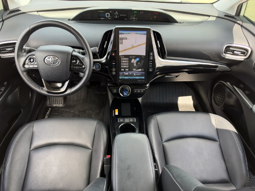 Used 2020 Toyota Prius Prime XLE FWD image 12