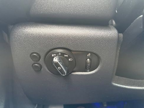 Used 2019 MINI Cooper S w/ Signature Upholstery Package FWD image 16