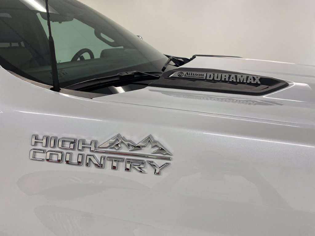 New 2026 Chevrolet Silverado 2500 High Country w/ Technology Package AWD/4WD image 6