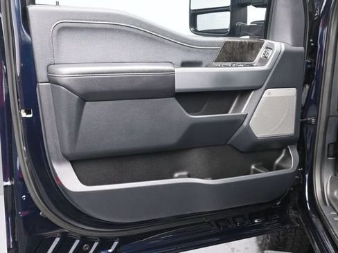 Used 2024 Ford F250 Lariat w/ Lariat Ultimate Package AWD/4WD image 23