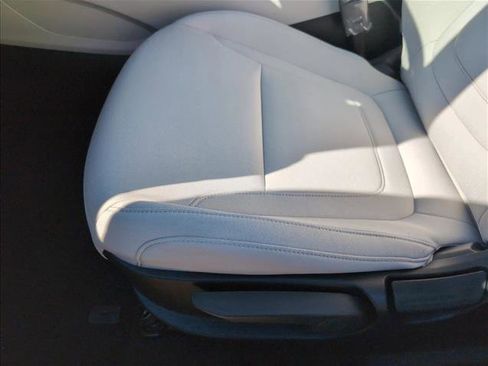 New 2026 Hyundai Tucson SE image 4