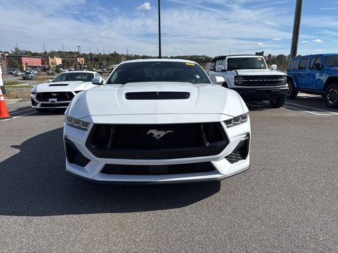 Used 2024 Ford Mustang GT Premium image 2