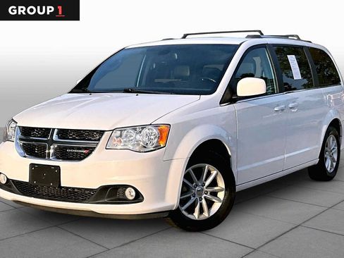 Used 2019 Dodge Grand Caravan SXT w/ Driver Convenience Group FWD image 1