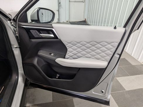 Used 2023 Mitsubishi Outlander SEL 40th Anniversary image 30