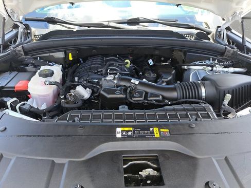 Certified 2024 Jeep Grand Cherokee Altitude AWD/4WD image 28
