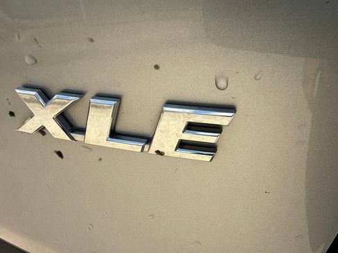 Used 2024 Toyota RAV4 XLE FWD image 14