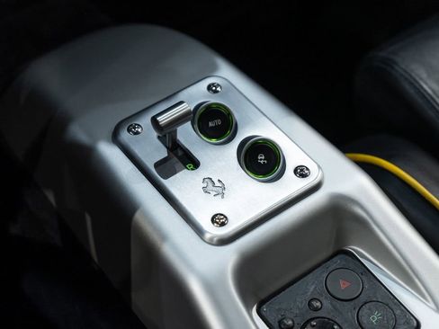 Used 2001 Ferrari 360 Spider RWD image 35