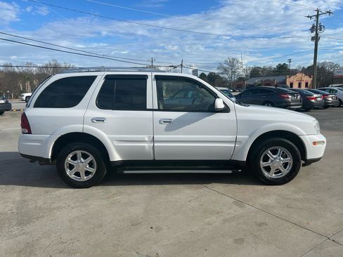 Used 2006 Buick Rainier CXL image 4