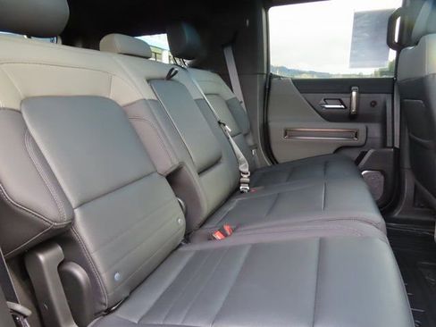 Used 2024 GMC Hummer EV 2X w/ Extreme Off-Road Package image 39
