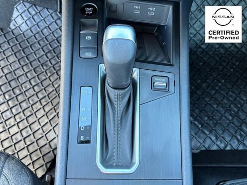 Certified 2025 Nissan Kicks SV image 26