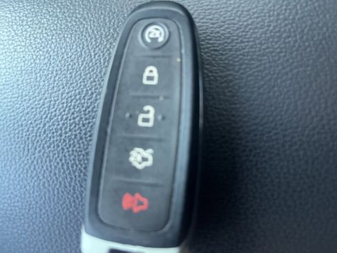 Used 2018 Ford Escape Titanium image 27