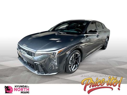 Used 2025 Kia K4 GT-Line FWD image 1