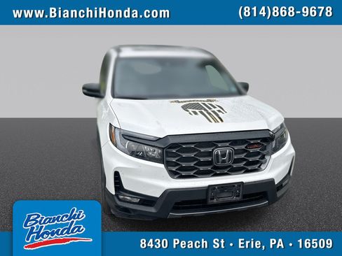 Used 2023 Honda Passport TrailSport image 1