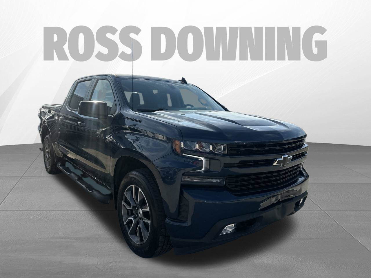 Used 2021 Chevrolet Silverado 1500 RST w/ Convenience Package II RWD image 3