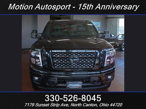 Used 2019 Nissan Titan S image 4