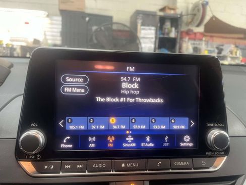 Used 2024 Nissan Altima 2.5 SR image 18