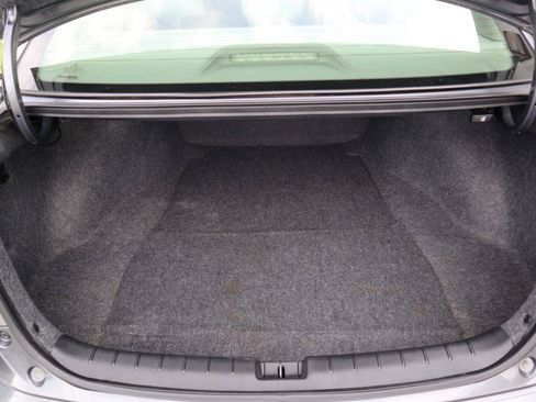 Used 2013 Honda Accord LX image 41