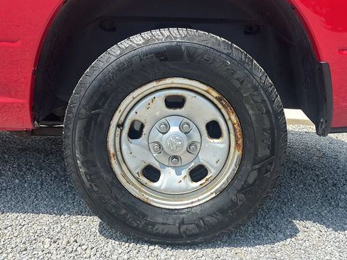 Used 2013 RAM 1500 Tradesman RWD image 2