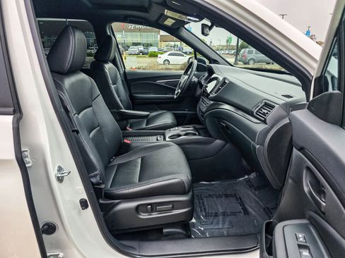 Used 2023 Honda Passport EX-L image 13