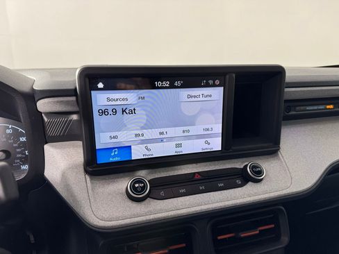 Used 2022 Ford Maverick XLT image 14