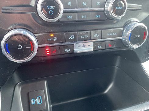 Used 2023 Ford F150 XLT w/ Equipment Group 302A High image 40