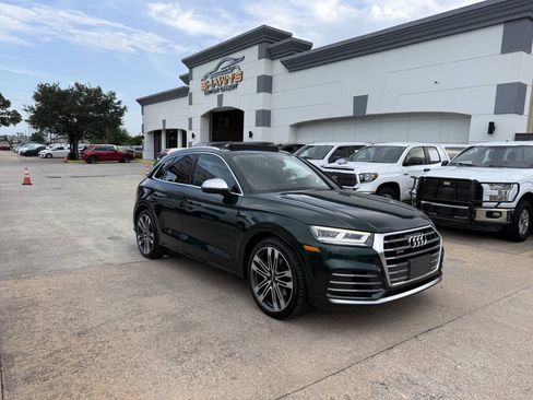 Used 2018 Audi SQ5 Premium Plus w/ S Sport Package AWD/4WD image 41