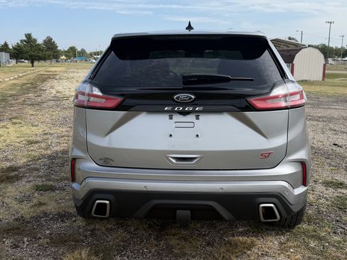 Used 2024 Ford Edge ST w/ Equipment Group 401A AWD/4WD image 4