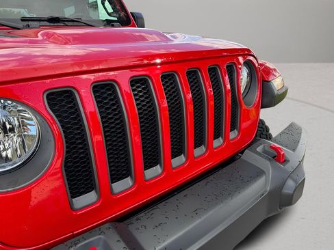 Used 2021 Jeep Wrangler Rubicon w/ Cold Weather Group AWD/4WD image 10