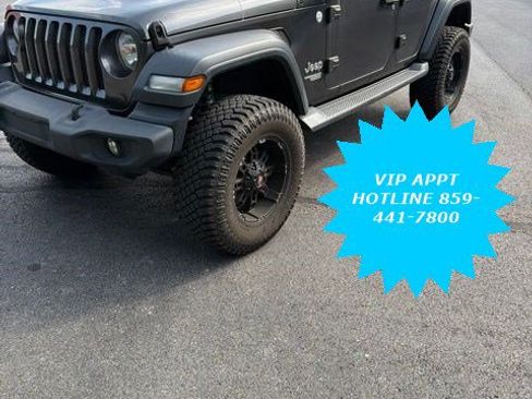 Used 2018 Jeep Wrangler Unlimited Sport S AWD/4WD image 1