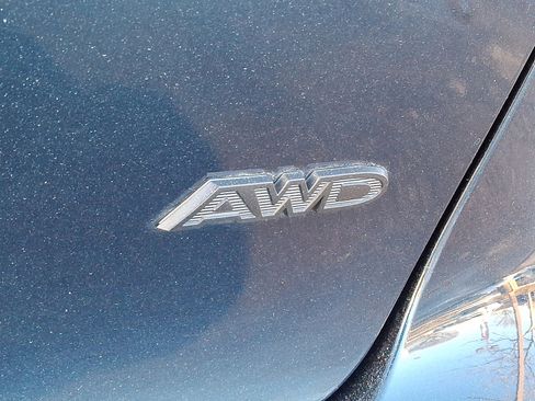 Certified 2022 Chrysler Pacifica Touring-L w/ S Appearance Package image 33