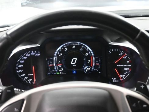 Used 2017 Chevrolet Corvette Stingray Convertible w/ 1LT RWD image 12