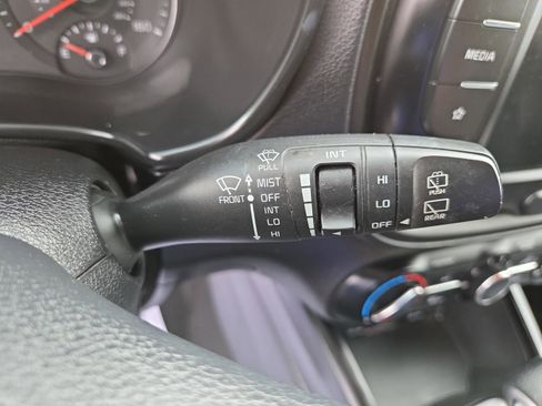 Used 2022 Kia Soul LX w/ Technology Package FWD image 14