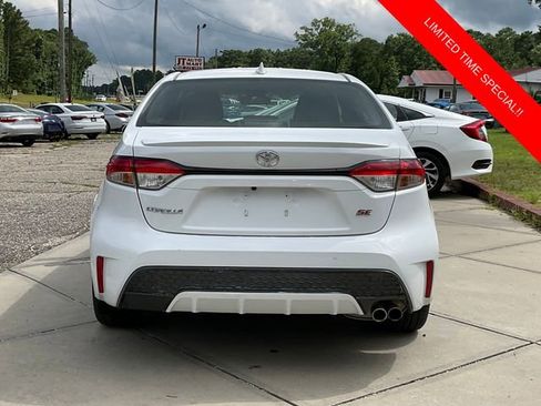 Used 2022 Toyota Corolla SE image 6
