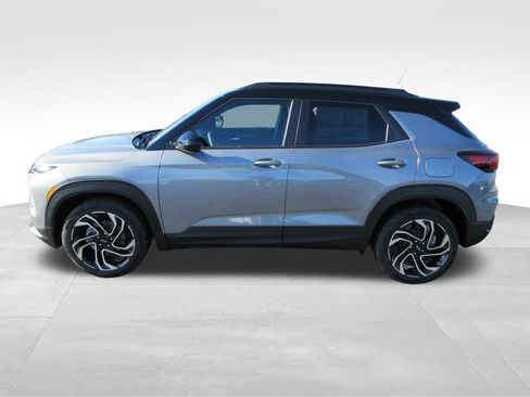New 2026 Chevrolet TrailBlazer RS w/ Convenience Package FWD image 3