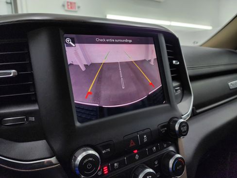 Used 2019 RAM 2500 Laramie image 17