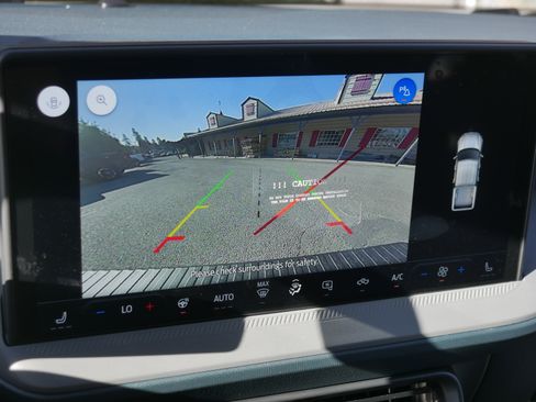 New 2025 Ford Maverick XLT w/ XLT Luxury Package image 11