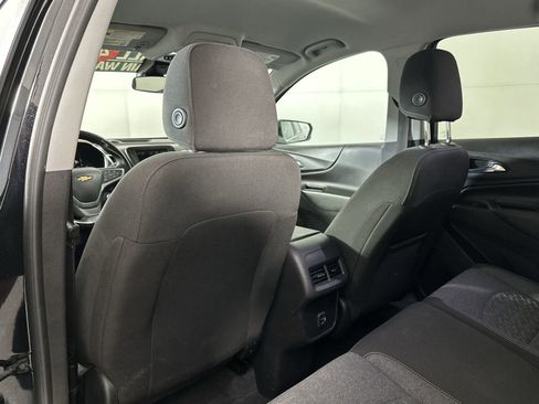 Used 2022 Chevrolet Equinox LT image 23