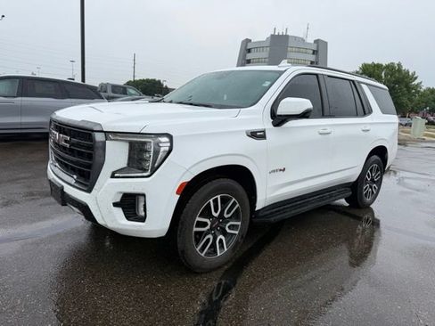 Used 2022 GMC Yukon AT4 w/ Technology Package AWD/4WD image 6