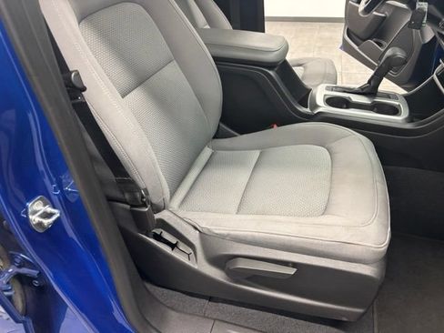 Used 2020 Chevrolet Colorado LT AWD/4WD image 35