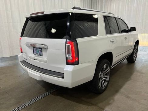 Used 2018 GMC Yukon Denali w/ Denali Ultimate Package AWD/4WD image 4